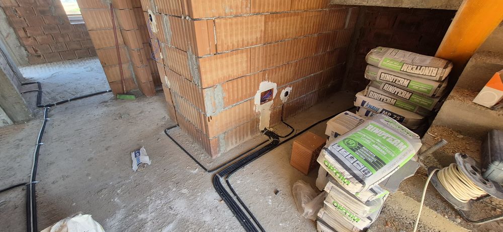 Electrician cu Experiență – Servicii Profesionale