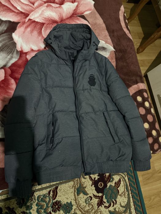 Продается зимний куртки