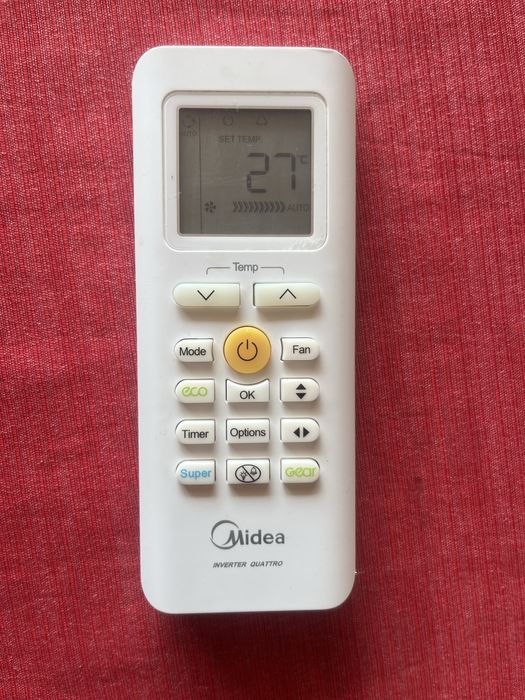 Дистанционно за инвенторен климатик Midea