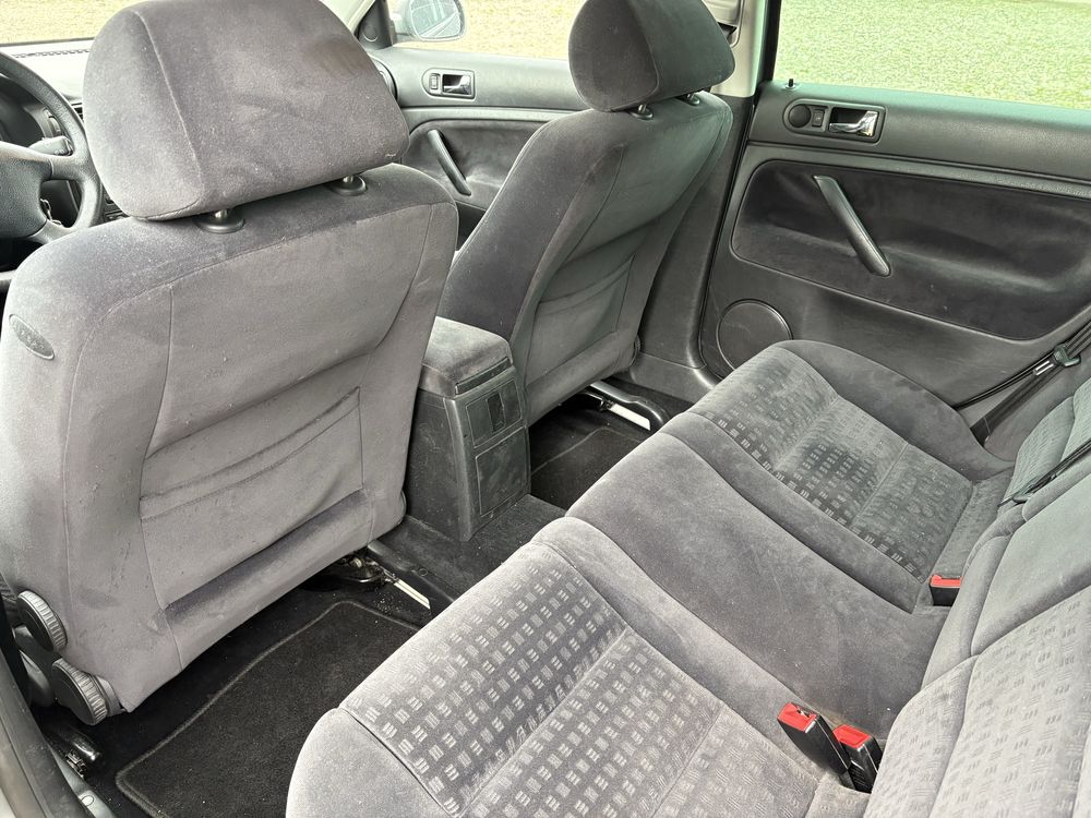 VW Passat 1.6 benzina