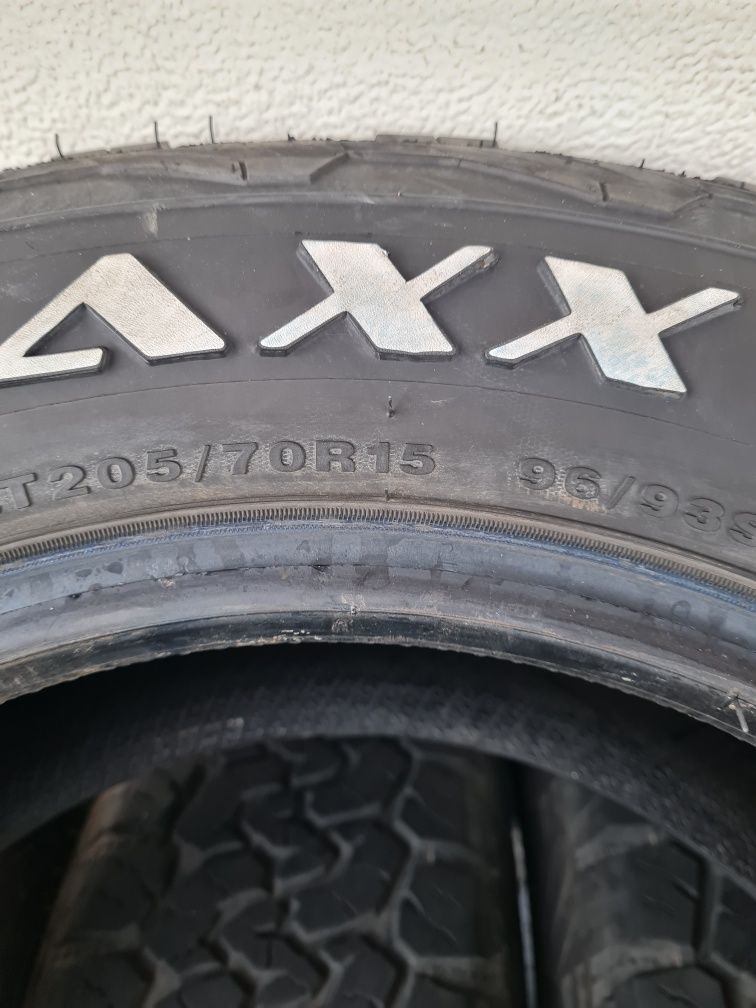 Всесезонни гуми 4 броя SUMAXX AllTerrain 205 70 R15 дот 0123