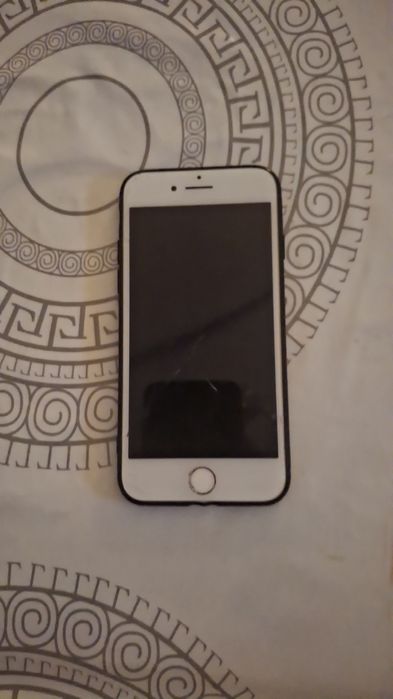 Айфон 7 
версия ПО 14.3
Емкость памяти 20,47ГБ 
Ем