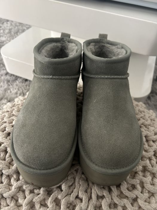 UGG Classic Ultra Mini Platform Khaki in cutie