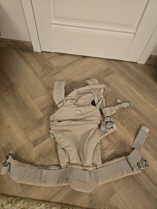 Manduca XT - marsupui bebelusi