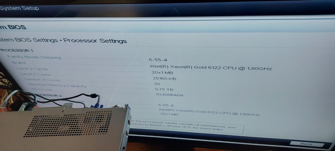 Server Dell PowerEdge R640 40 Cores Gold 6122 128Gb 5.4Tb 1500W