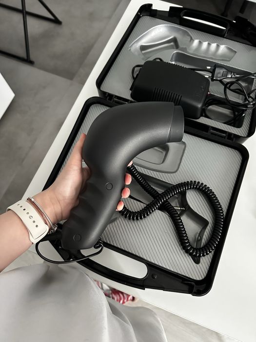 Bioptron negru lumina galbena