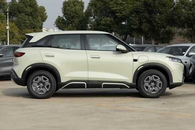 BYD YUAN UP 2025 smart drive