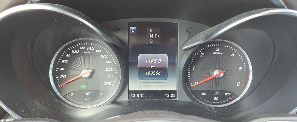 MercedesGLC 220D 4Matic 9G TRONIC AMG line-Gps Navi color3D, 4×4 integ