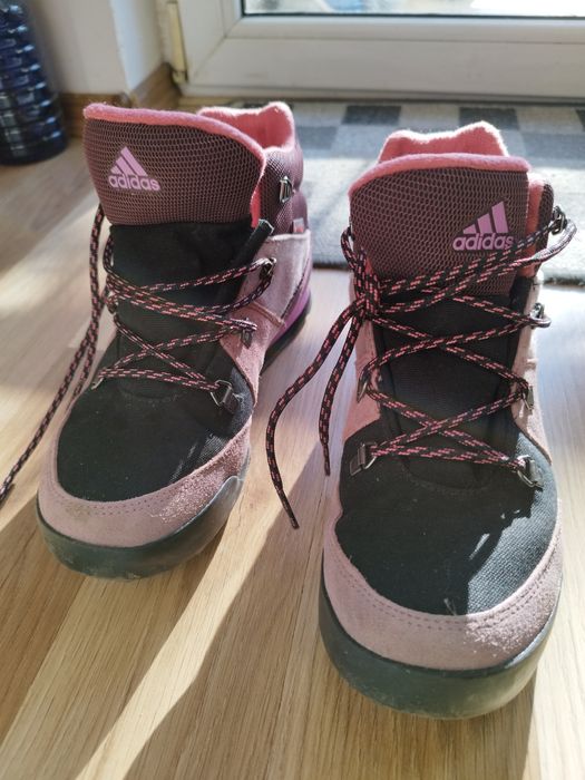 Дамски зимни Адидас 39