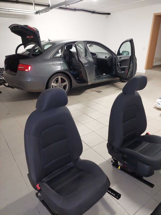2 scaune + bancheta spate Audi A4 B8 2012