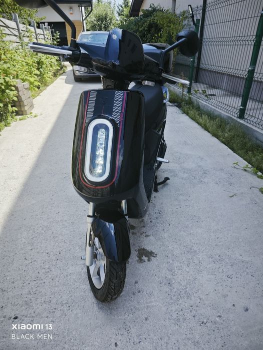 Scuter electric RKS