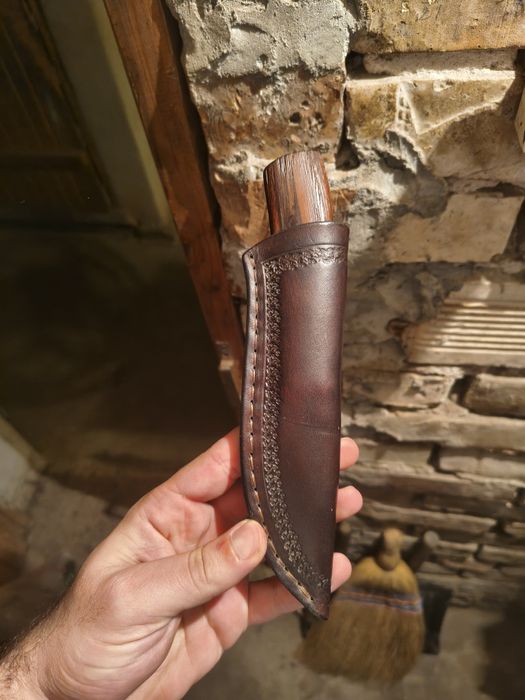 Нож ръчно изработен