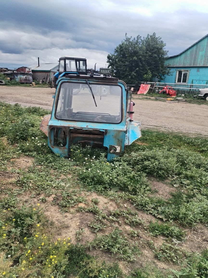 Продам кабину  мтз
