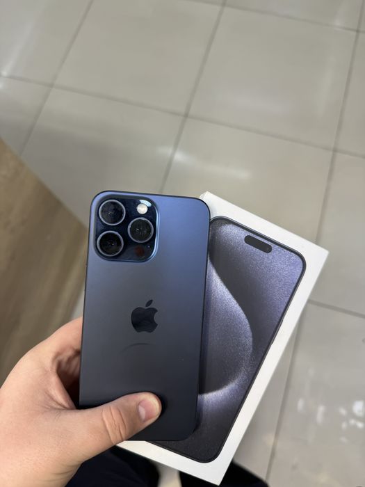 Айфон 15 про мах 256 идиеал