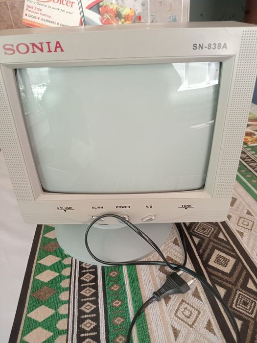 Мини телевизор не пользовалась