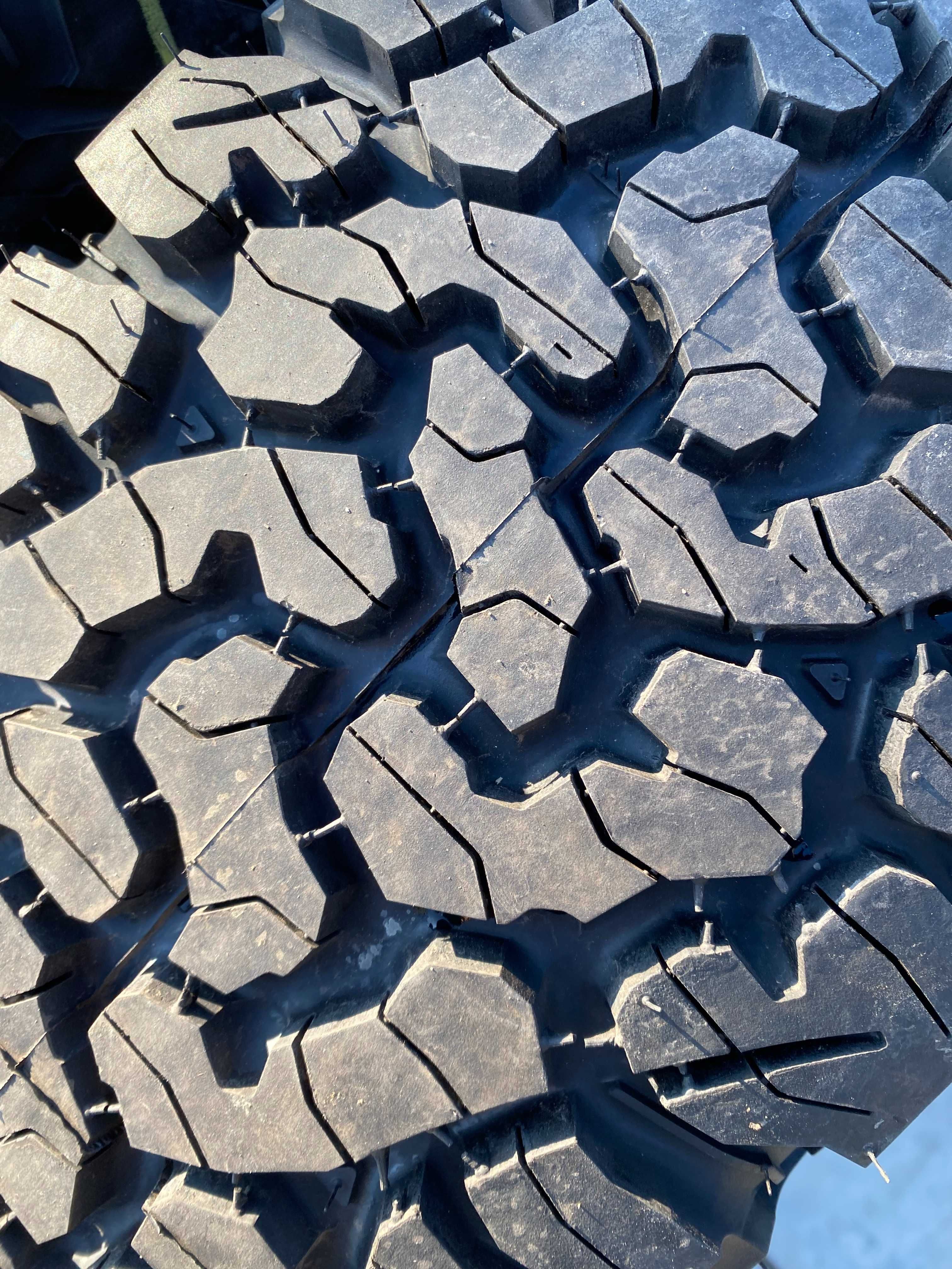 BFGoodRich 255/70R18 - Anvelope AllTerrain - Livrare Gratuita!