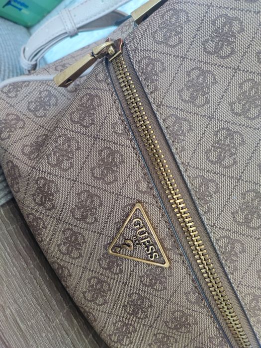 Оригинална раница Guess