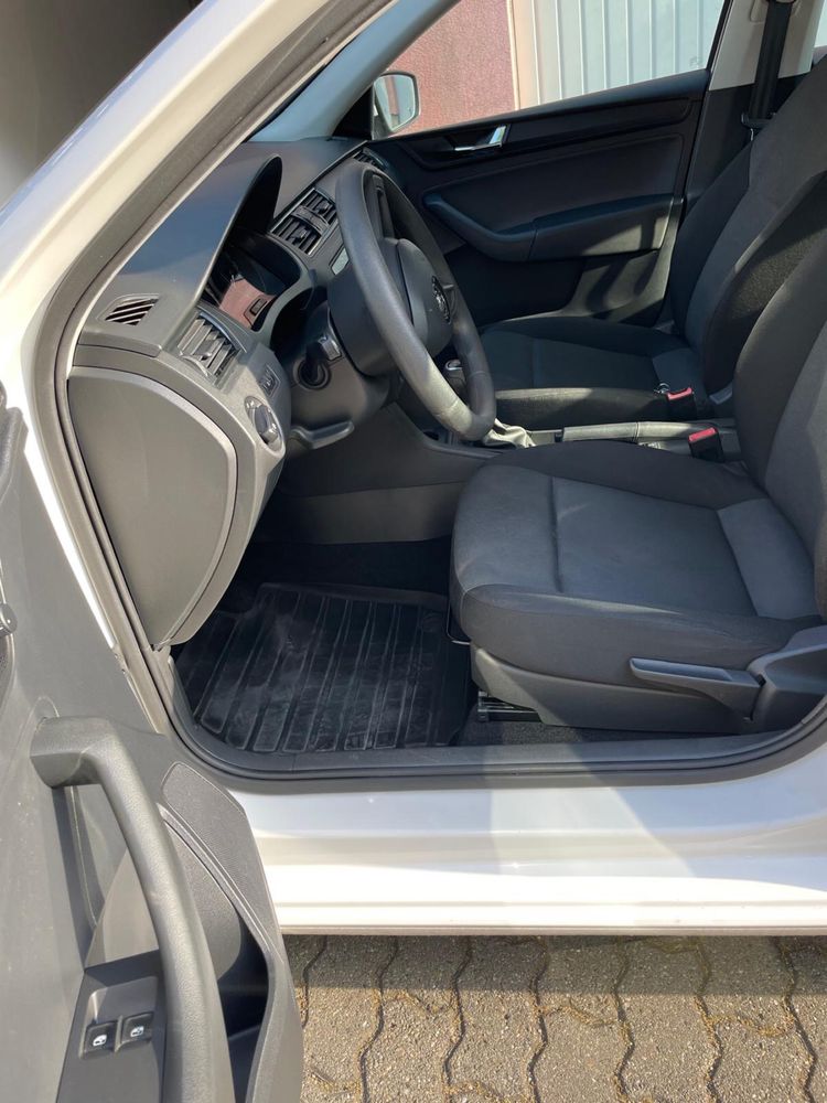 Vand Skoda Rapid