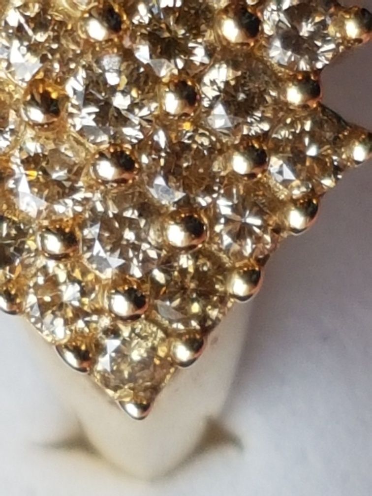 Златен пръстен с диаманти цвят шампанско НЕТРЕТИРАНИ  СЕРТИФИКАТ