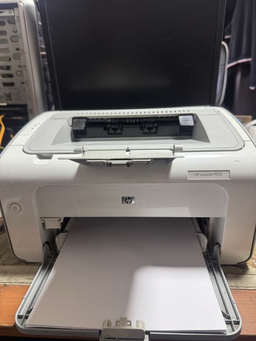 Принтер HP LJ 1102