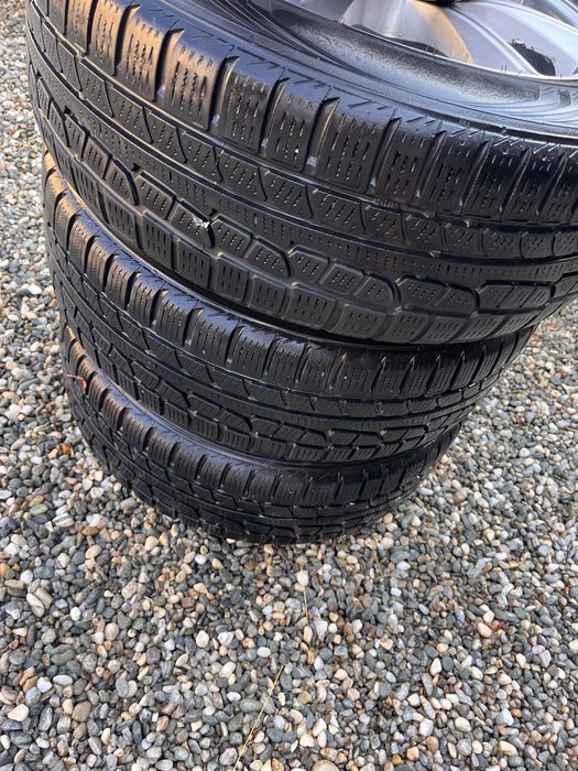 Jante+Cauciucuri Dacia Duster / Qashqai 5x114.3 215/60/17