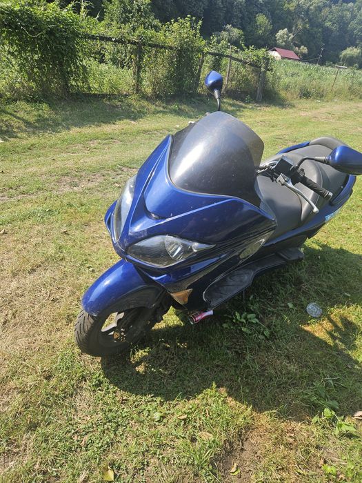 Vând scuter honda forza 2008