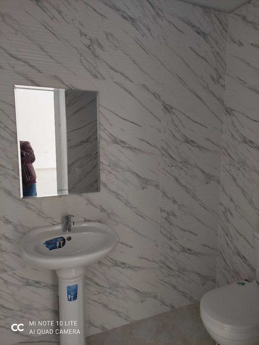 Продаётся помещение вдоль дороги  возле Сиаб базара!