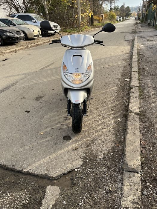 Скутер 50 кубика