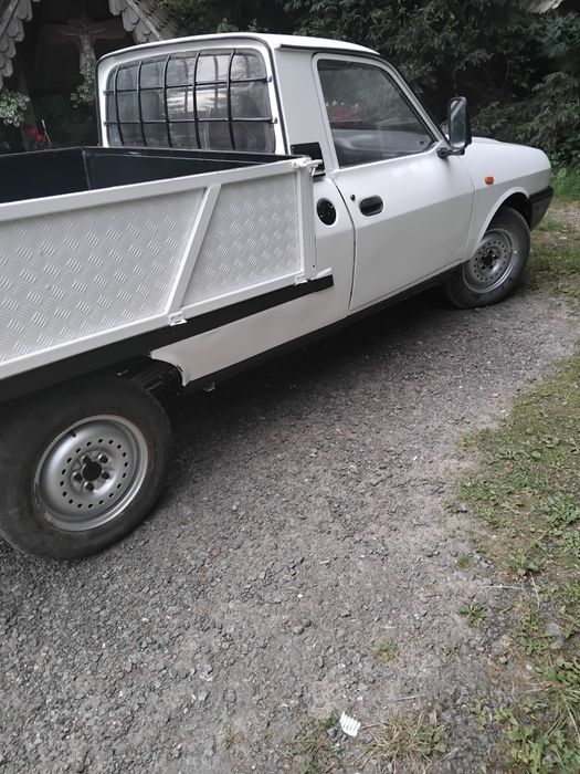 Vând dacia papuc