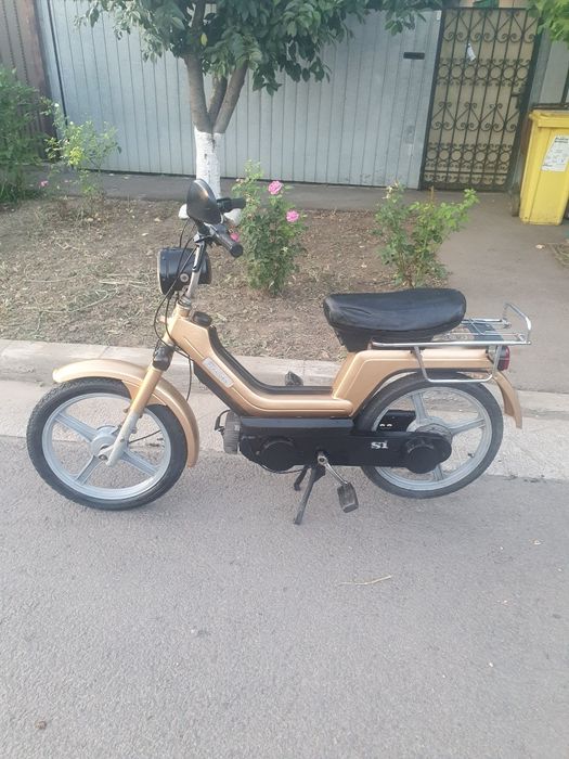 Vând Piaggio SI.