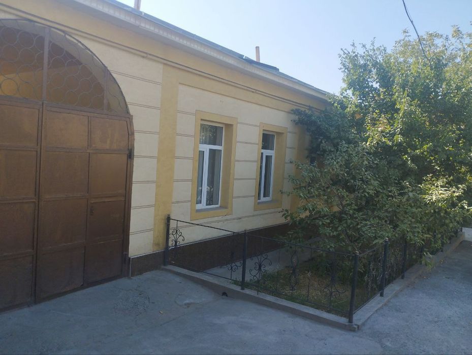 Yunsobod uchastka sotiladi srochna xamma sharoyit bor joy