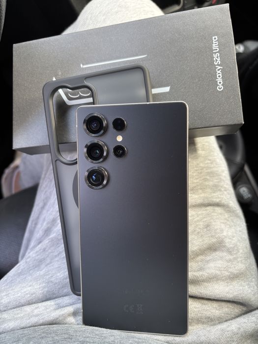 Vand Samsung S25 Ultra