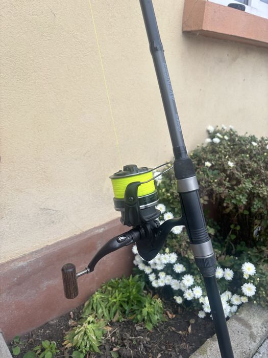 2 lansete okuma avenger 3.90+mulineta daiwa+ husa
