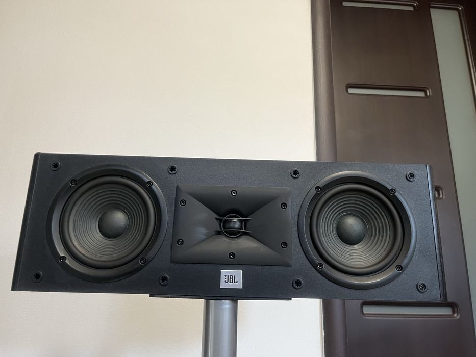 Boxa centru JBL ARENA-125C