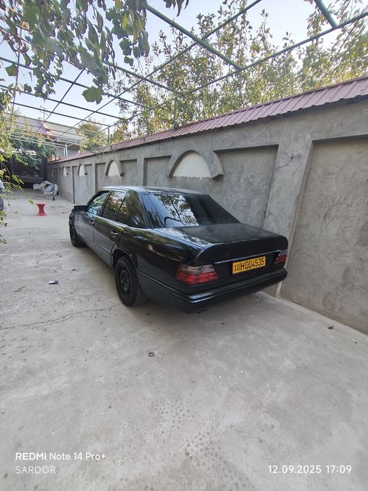 Mercedes w124 BENZINDA Yurgan Нахт Пулга Сотилади Йоки Бартер Киламан