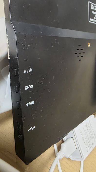 Display 11.6 inch cu touch  1366x768