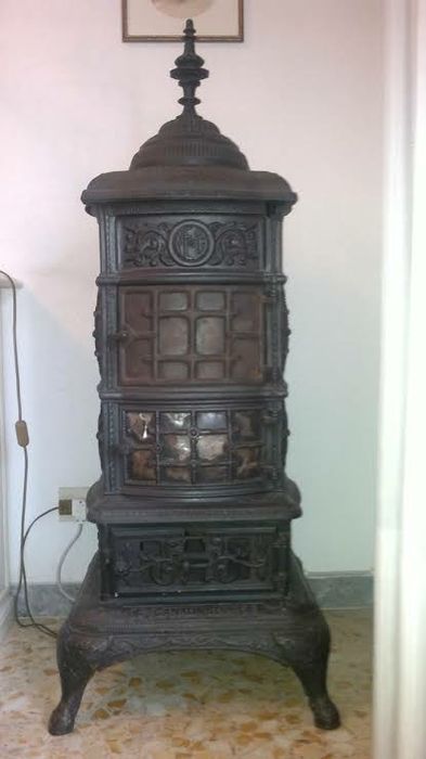 Sobă Semineu model Canadian