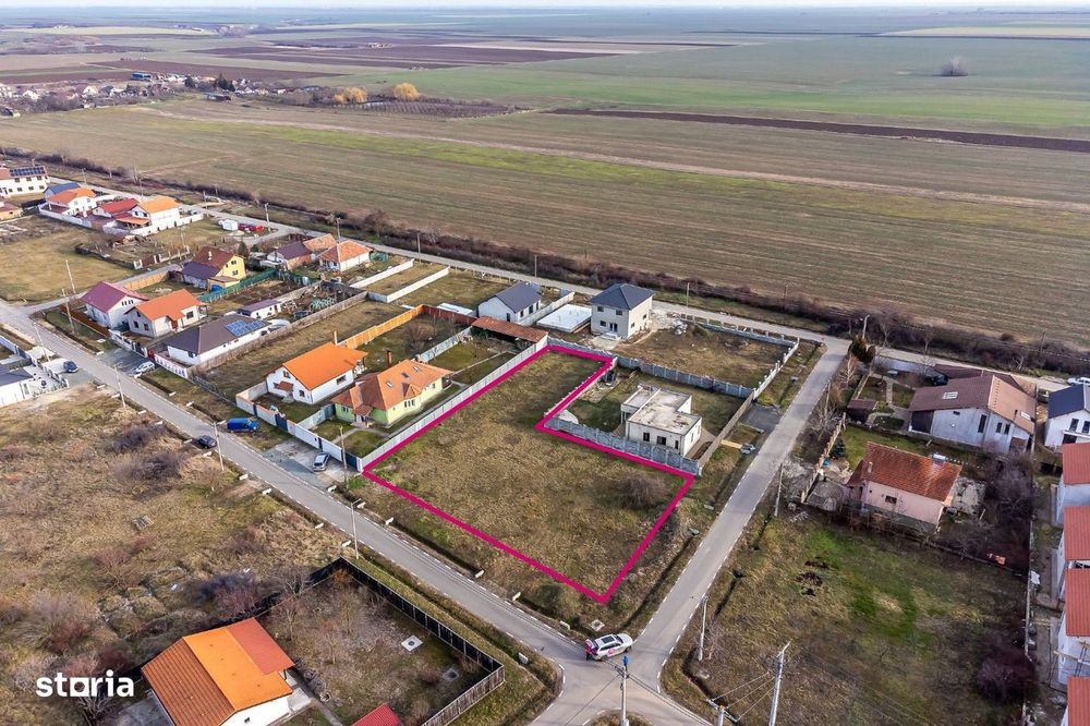 Teren generos, situat pe colt in cartierul nou din Calugareni