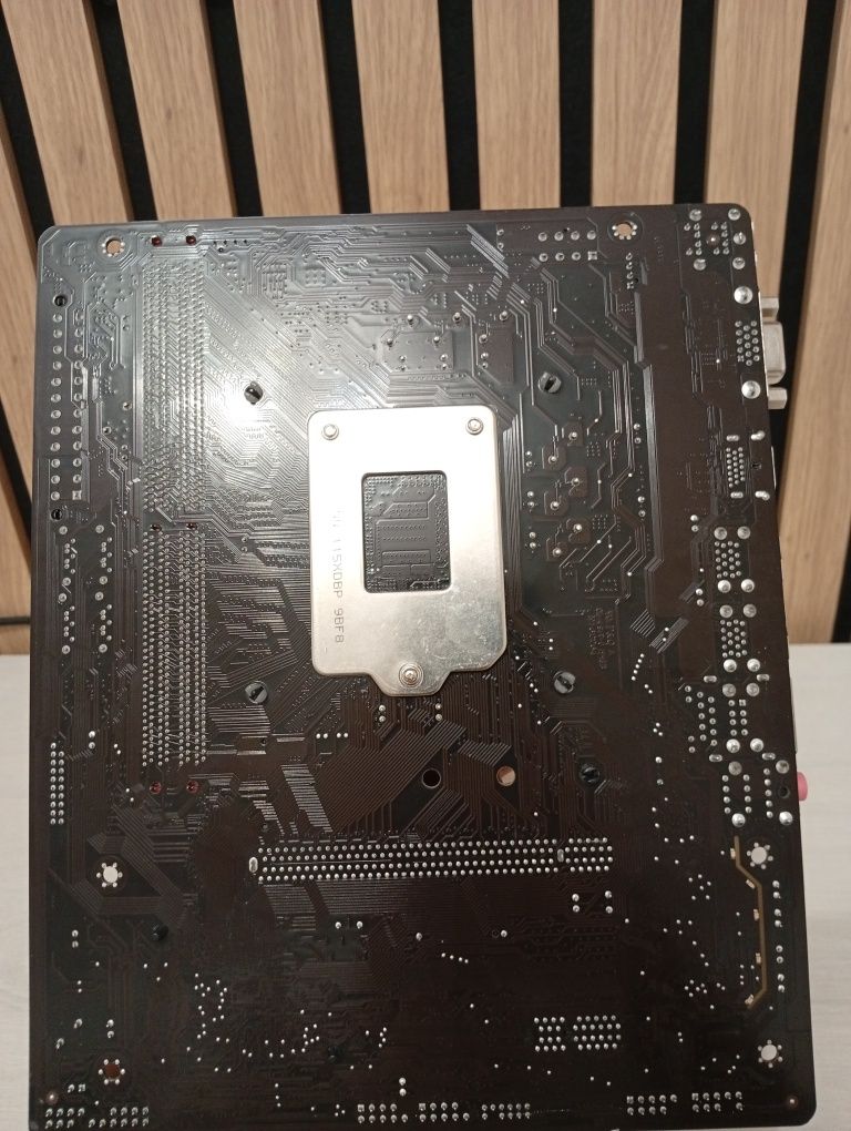 Placa de baza gigabyte b365m h, bulk, refurbished+intel core i3 9100f