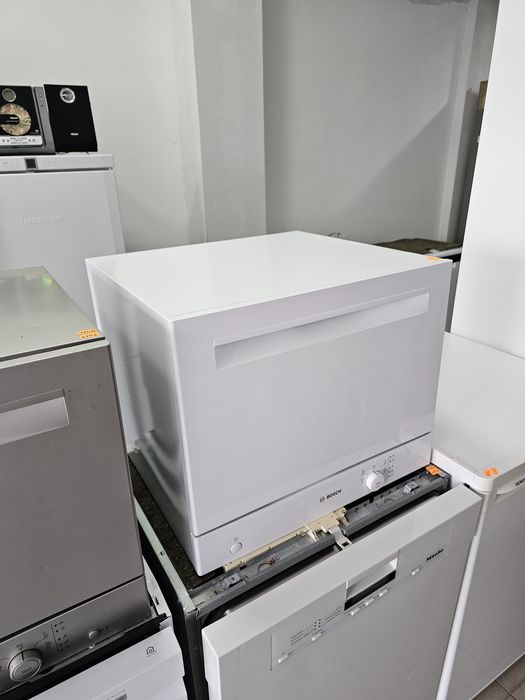 Съдомиялна тип Кубче BOSCH