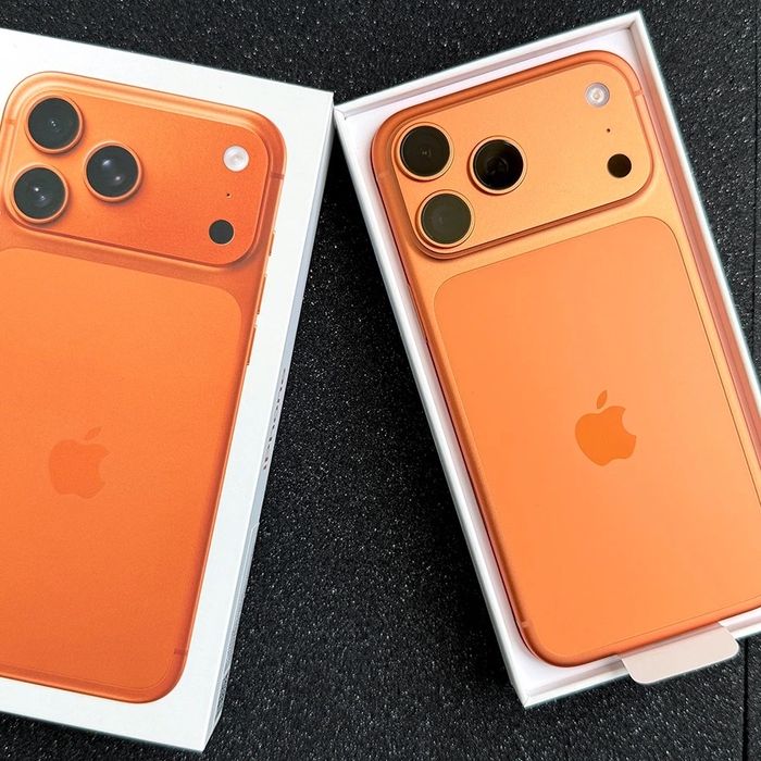Iphone 17 pro 256gb orange CH/A