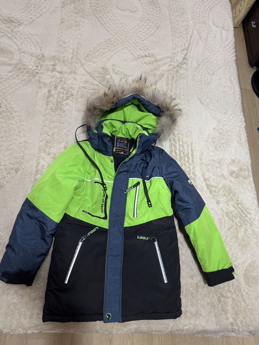 Продам зимнюю куртку