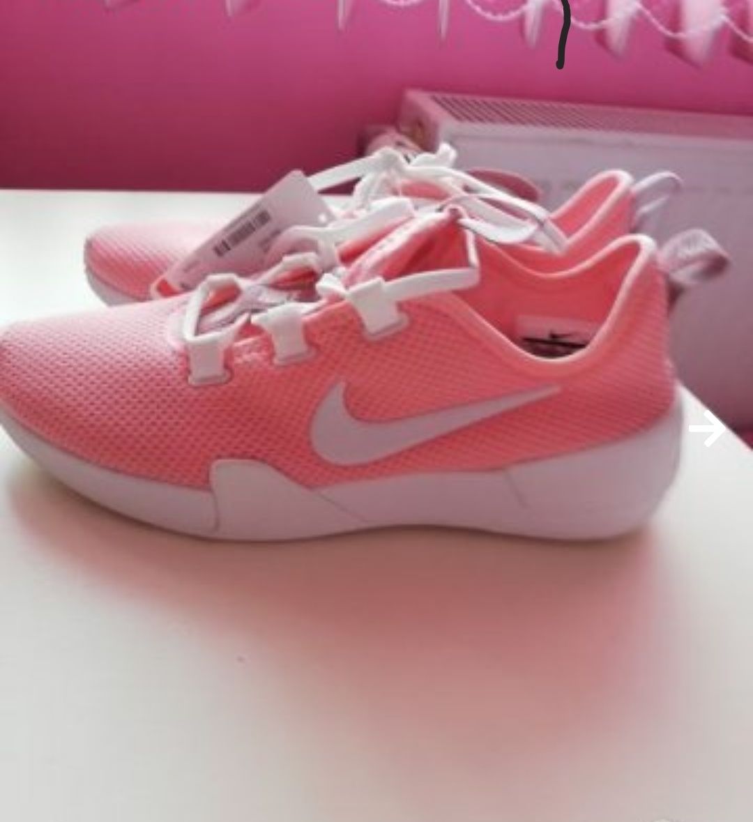 Нови дамски оригинални маратонки NIKE