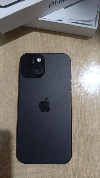 Продается смартфон iPhone 15