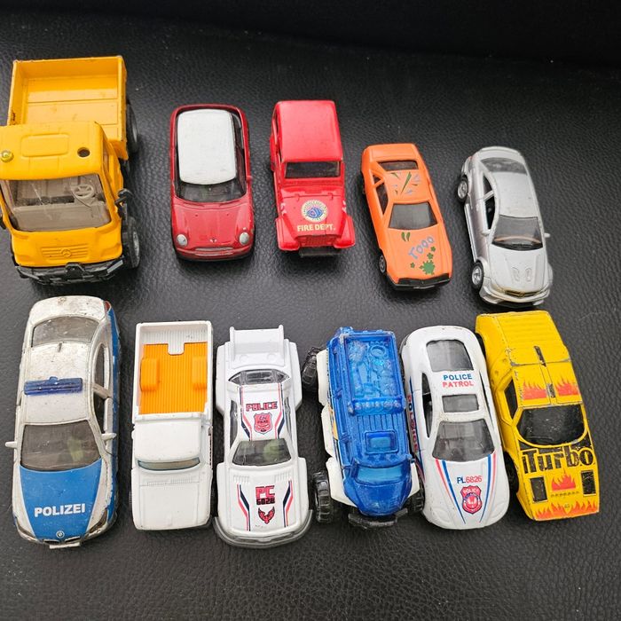 Lot machete vechi ' jucarii