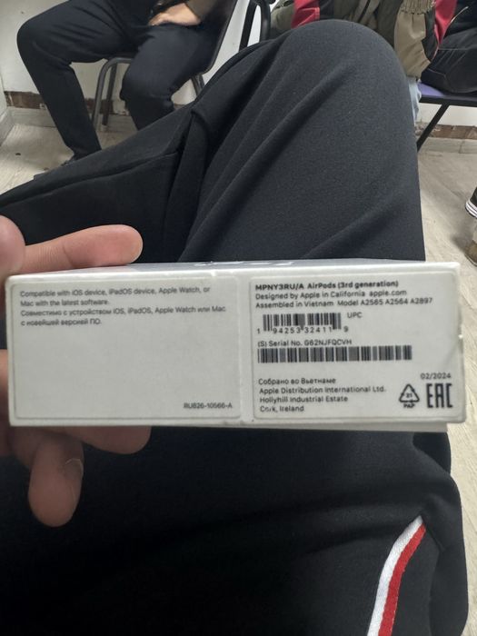 Продается Airpods 3