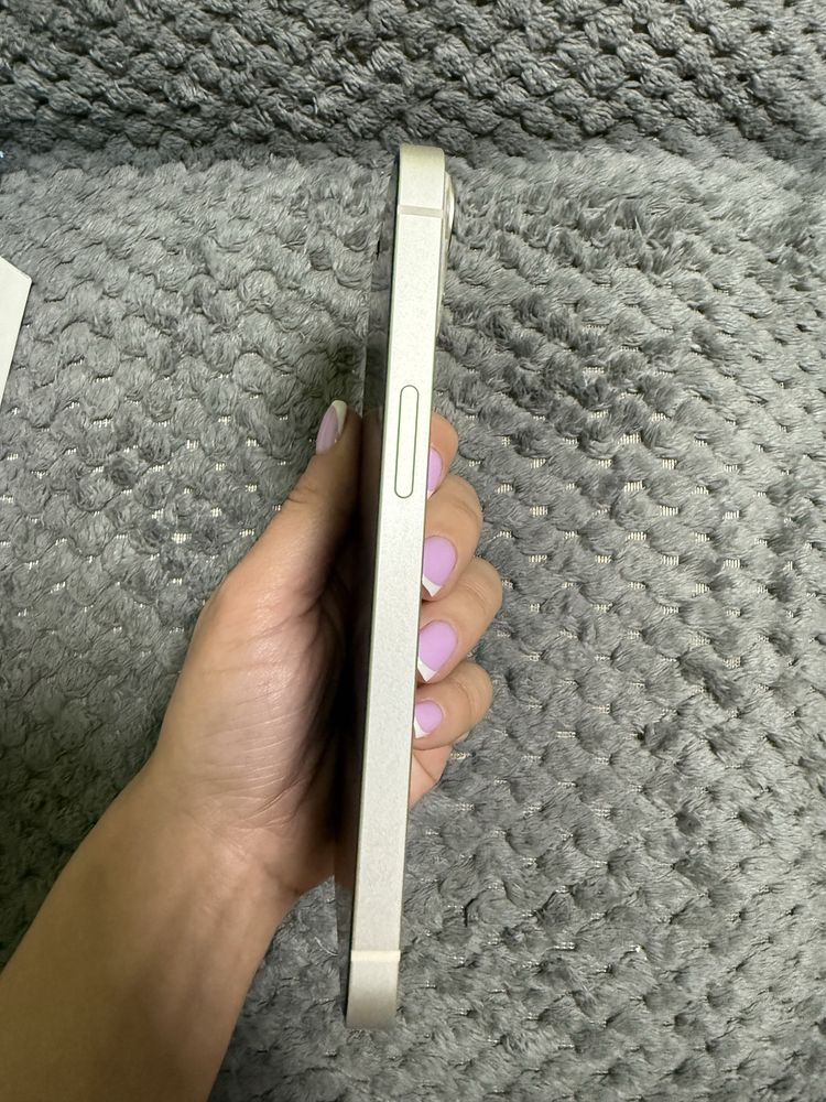 iPhone 13 128GB като нов