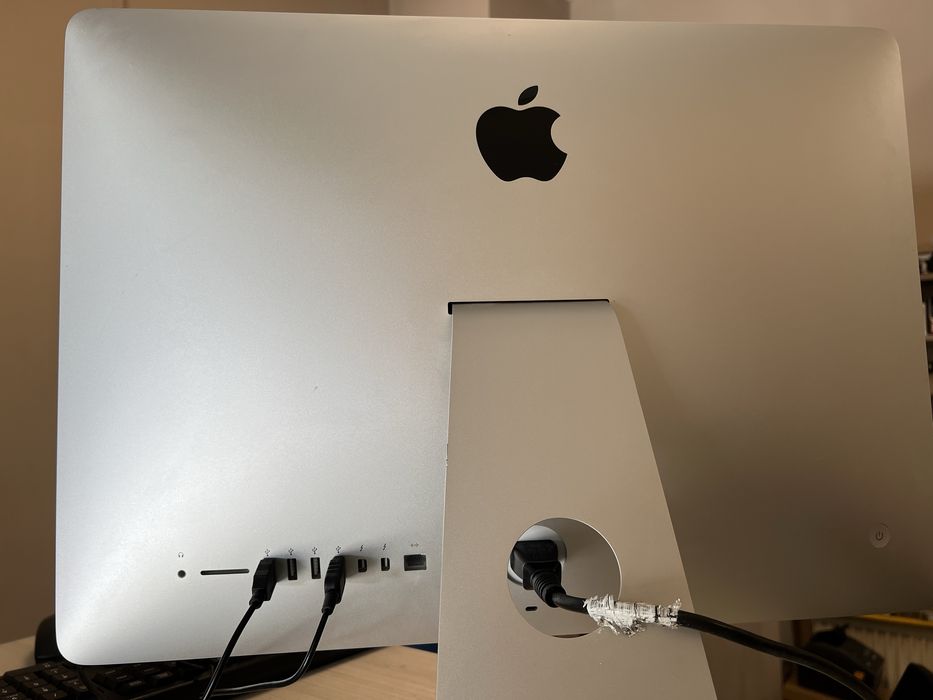 IMac late 2013 , 1TB, 8GB DDR3 , 21,5”