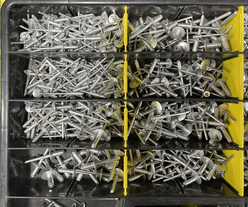 Алюминиевые заклепки с увеличенной шляпкой