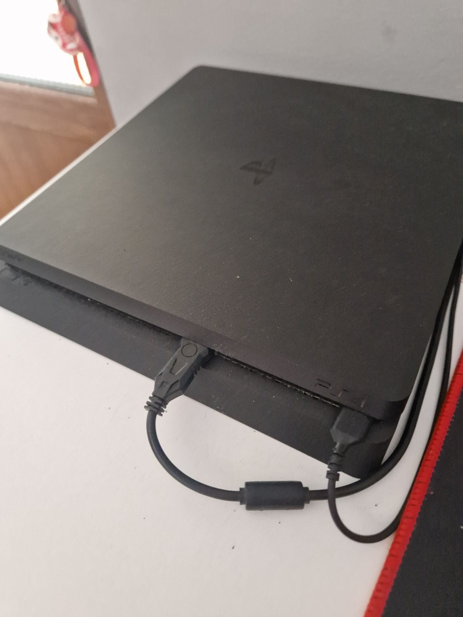 Ps4 7 jocuri 2 manete